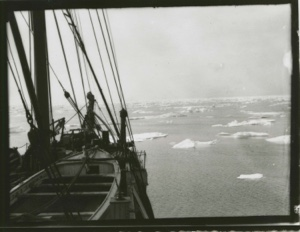 Image: S.S. Thetis meeting pack ice